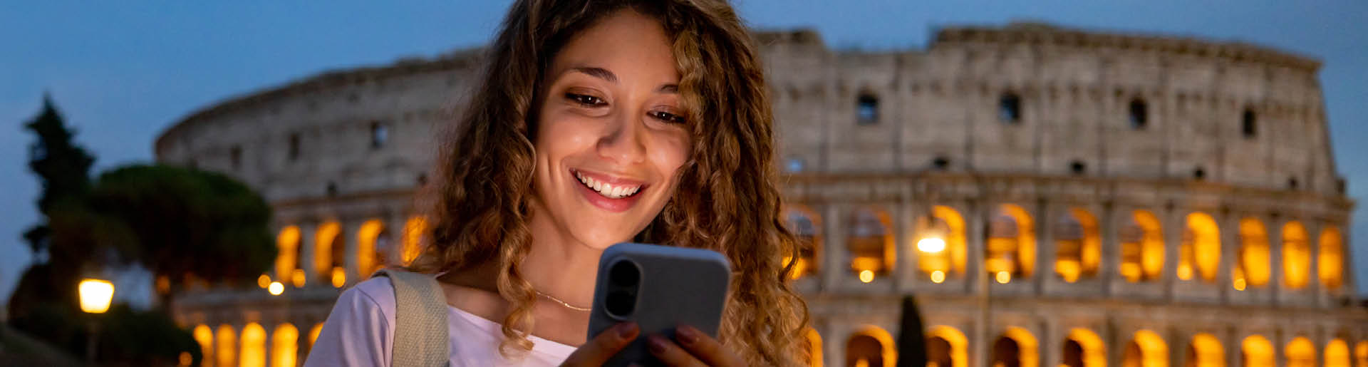 emily-in-italy-1920x515.jpg